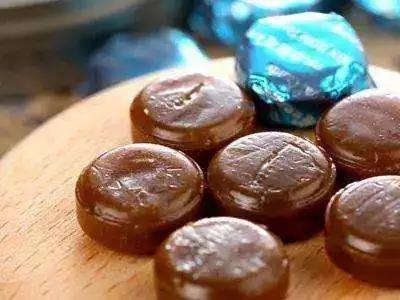 感觉咽喉有异物感