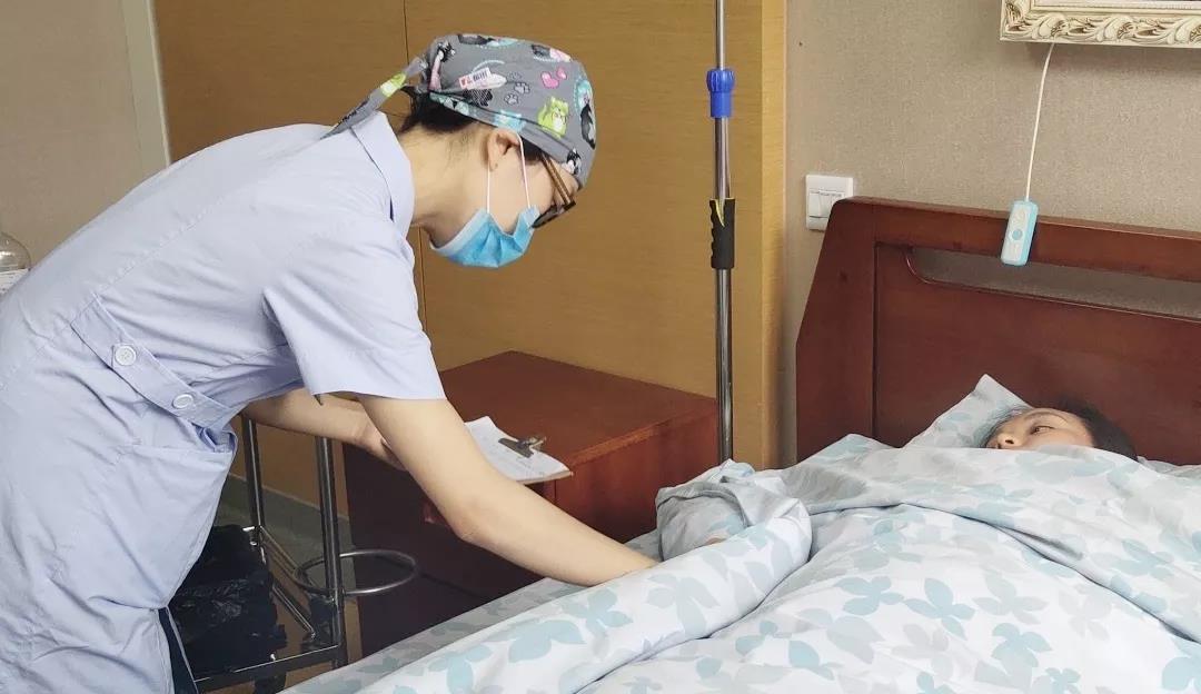 护士节 | 总有一群人，能够给我们带来一些甜！