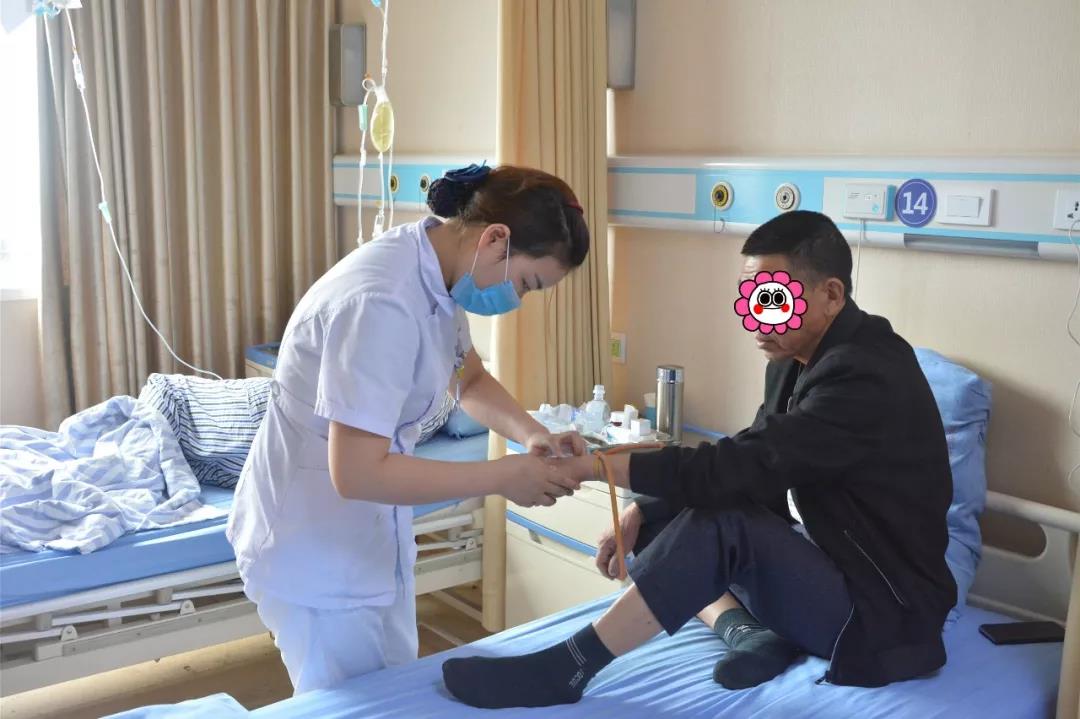 护士节 | 总有一群人，能够给我们带来一些甜！