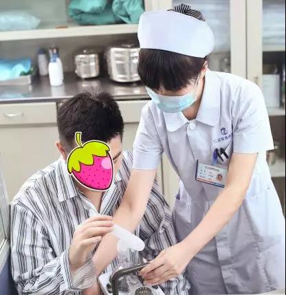 护士节 | 总有一群人，能够给我们带来一些甜！