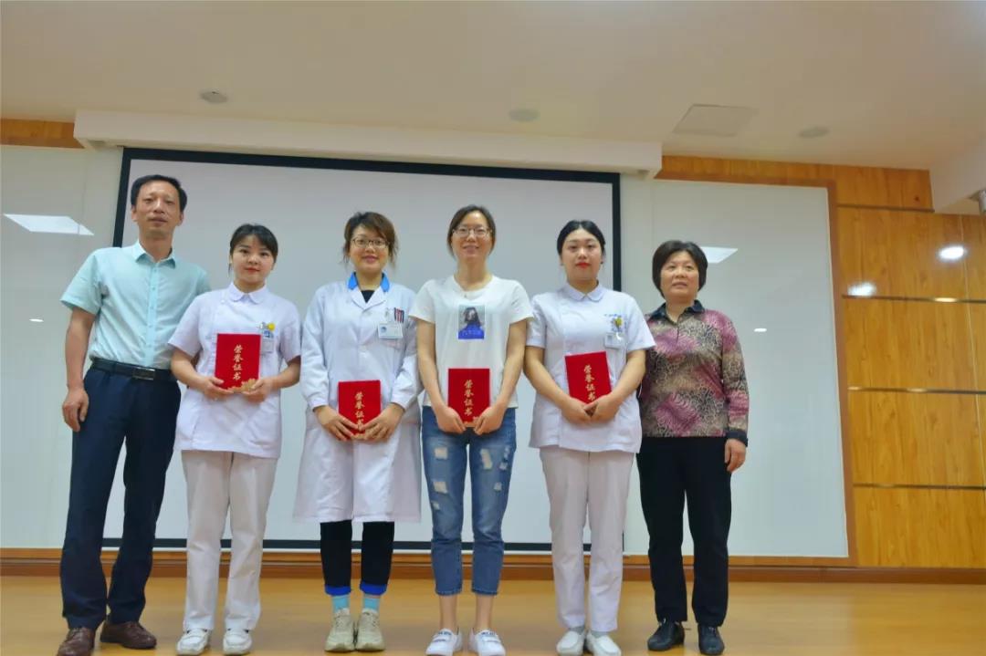 以专业致敬护士节，护理技能比赛展“白衣天使”风采！