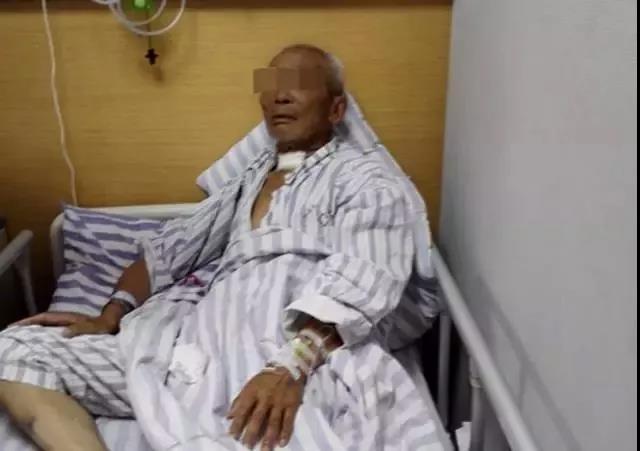 喉部察觉异状  耄耋老翁“命悬一线”