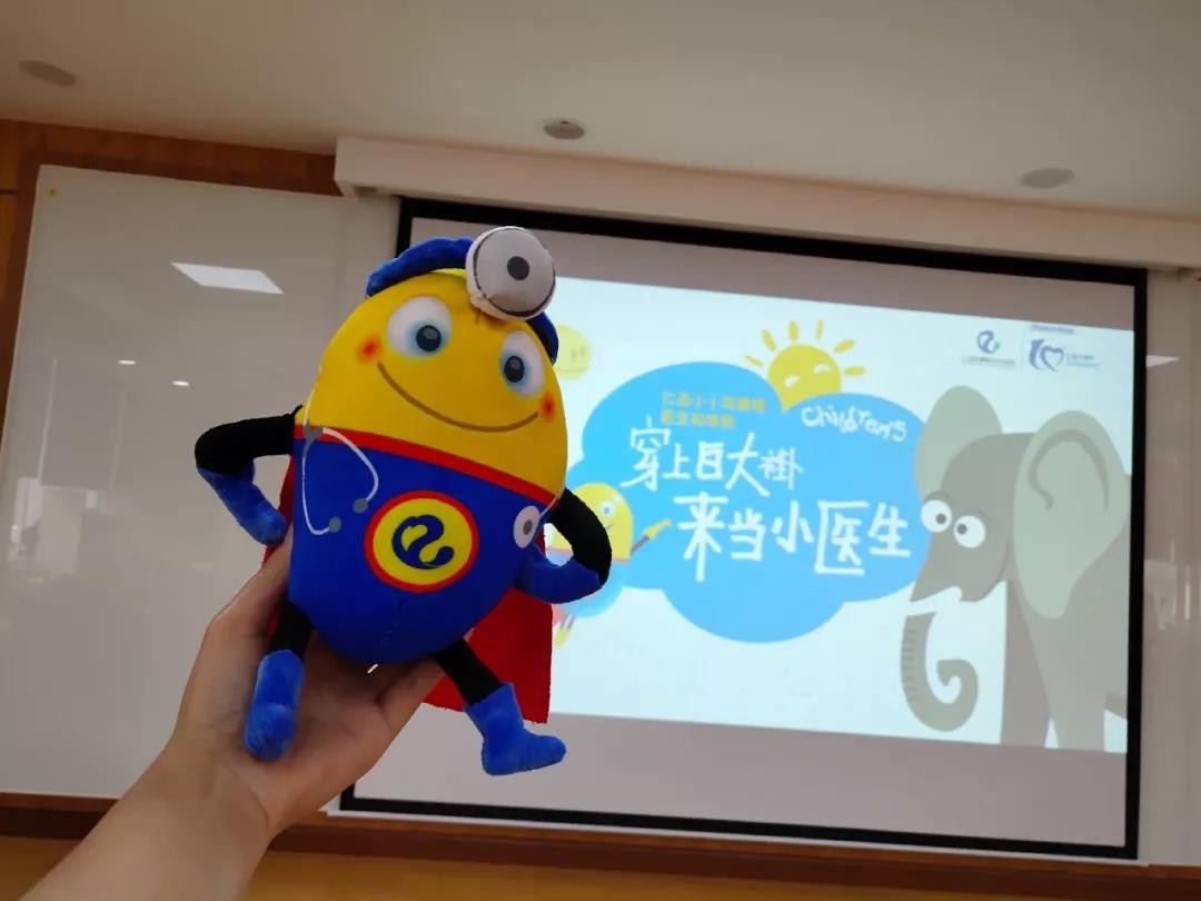 天哪！今天仁品来了一群超级可爱的小医生~