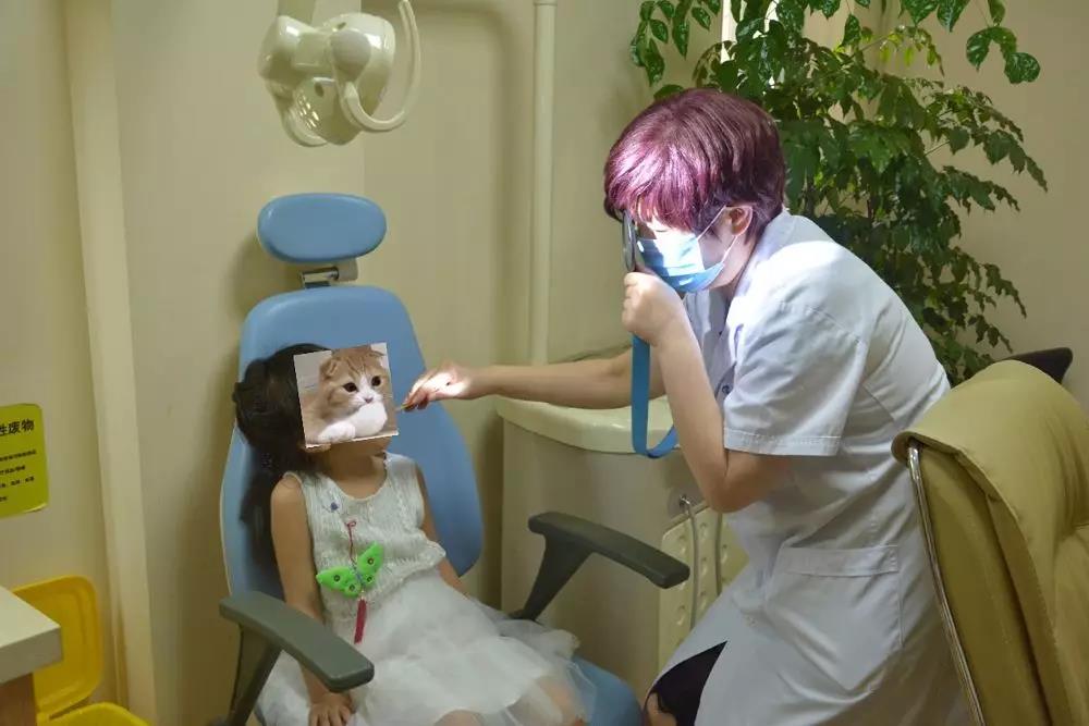 天哪！今天仁品来了一群超级可爱的小医生~