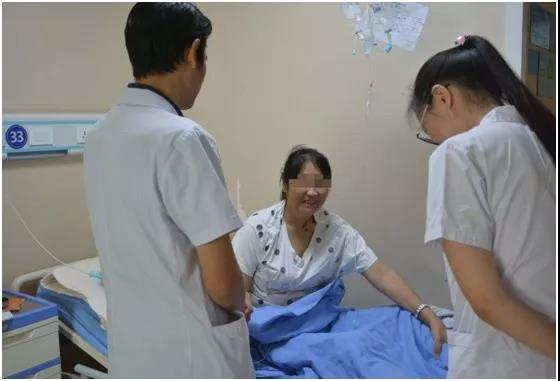 深夜咽喉剧疼，30岁女子命悬一线……