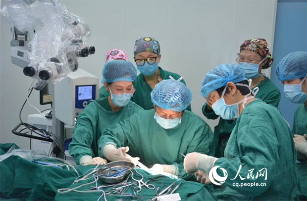 4岁女童患先天性耳聋，公益援助让其重获新“声”